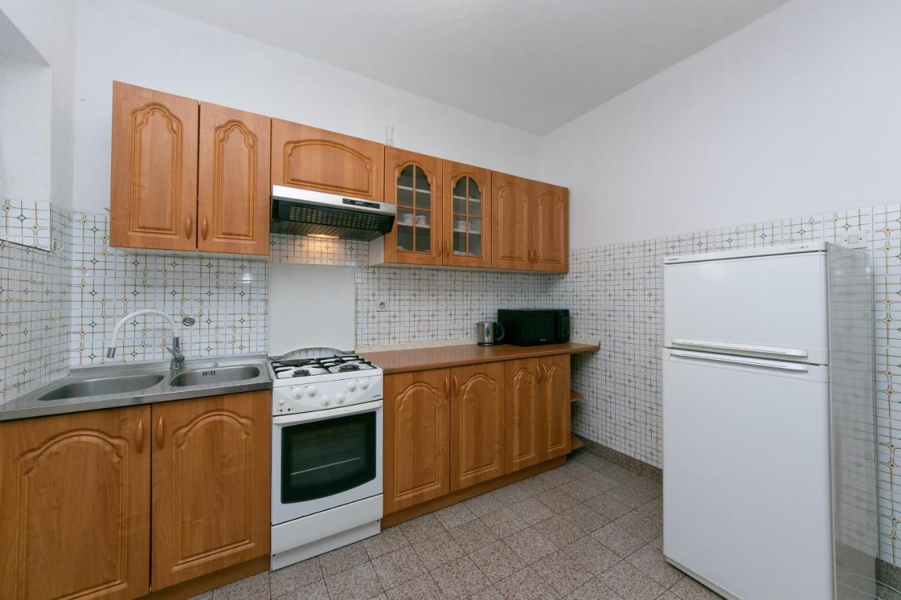 Apartments With A Parking Space Gradac, Makarska - 14708 Gradac (Split-Dalmatia) Exterior foto