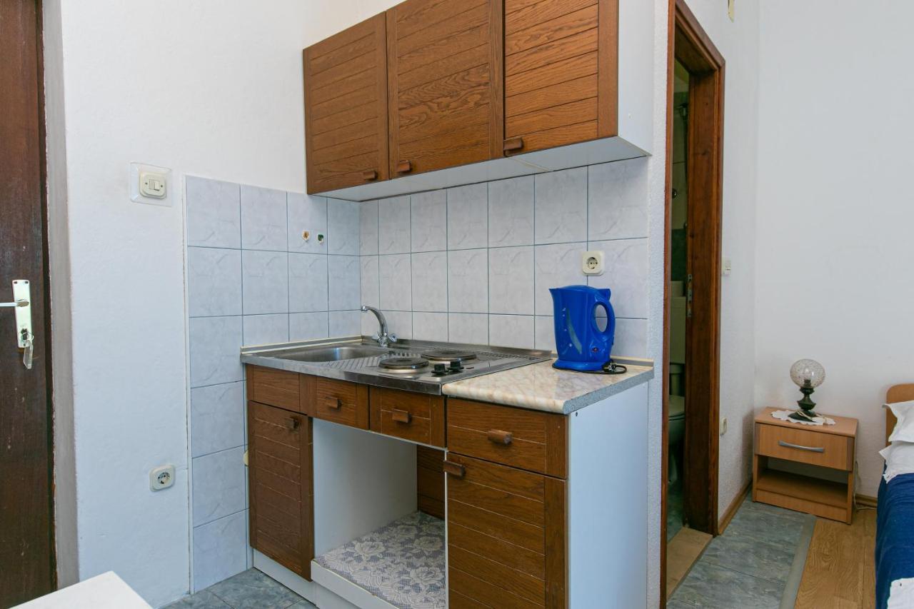 Apartments With A Parking Space Gradac, Makarska - 14708 Gradac (Split-Dalmatia) Exterior foto